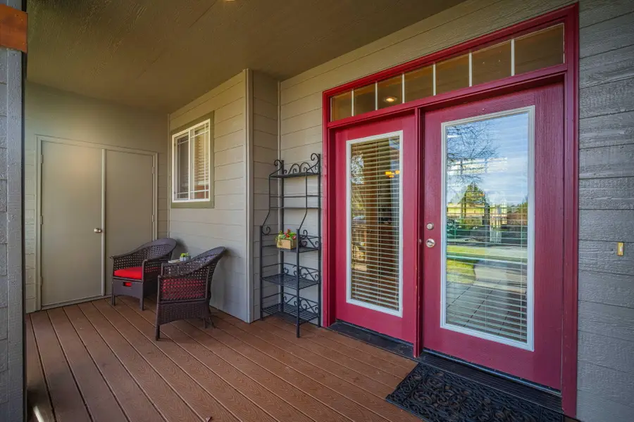 8540 Golden Pheasant Court, Redmond, OR 97756 - #3