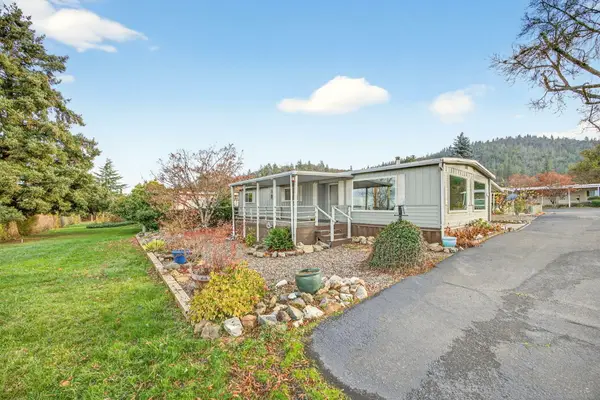 3955 S Stage Road #APT 21, Medford, OR 97501
