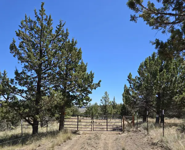 20102 Osprey Road #800, Prineville, OR 97754