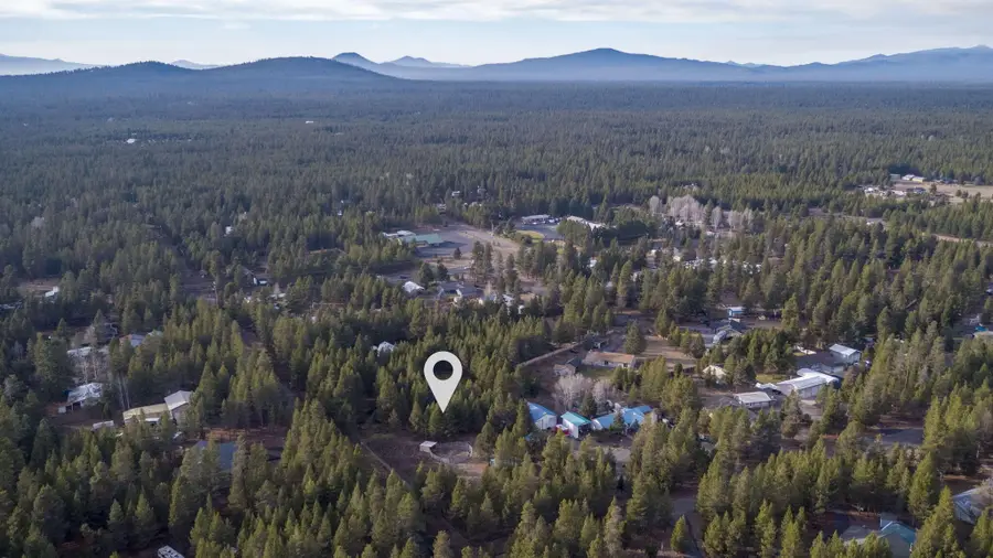 52505 Deer Field Drive, La Pine, OR 97739 - #2