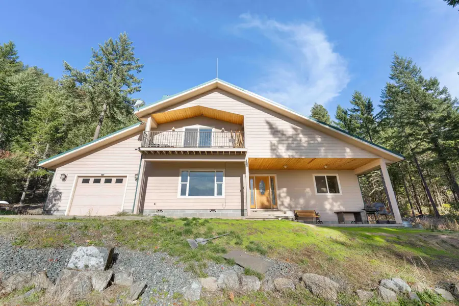4000 E Jones Creek Road, Grants Pass, OR 97526 - #2