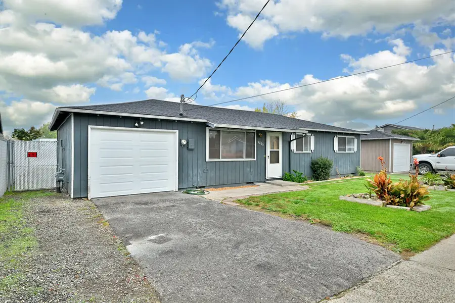 2825 Howard Avenue, Medford, OR 97501 - #3