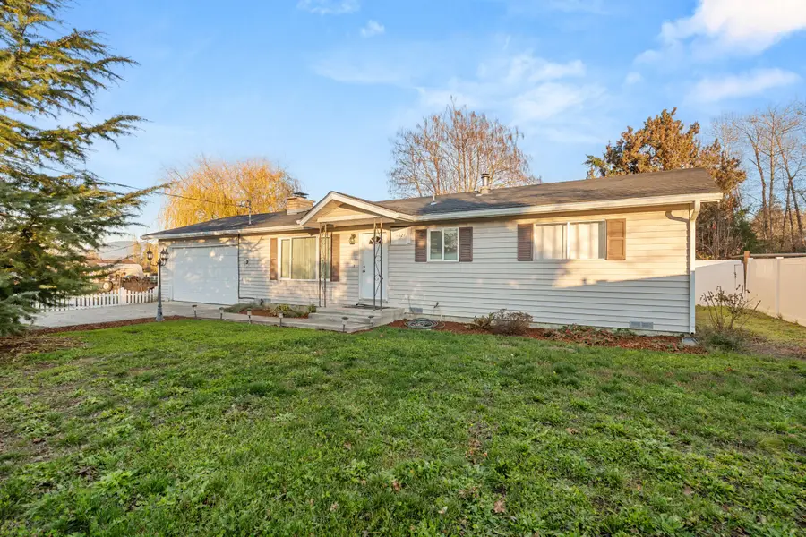 1627 Southgate Way, Grants Pass, OR 97527 - #3