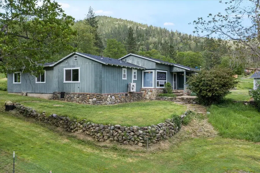 1360 Oxyoke Road, Grants Pass, OR 97526 - #3