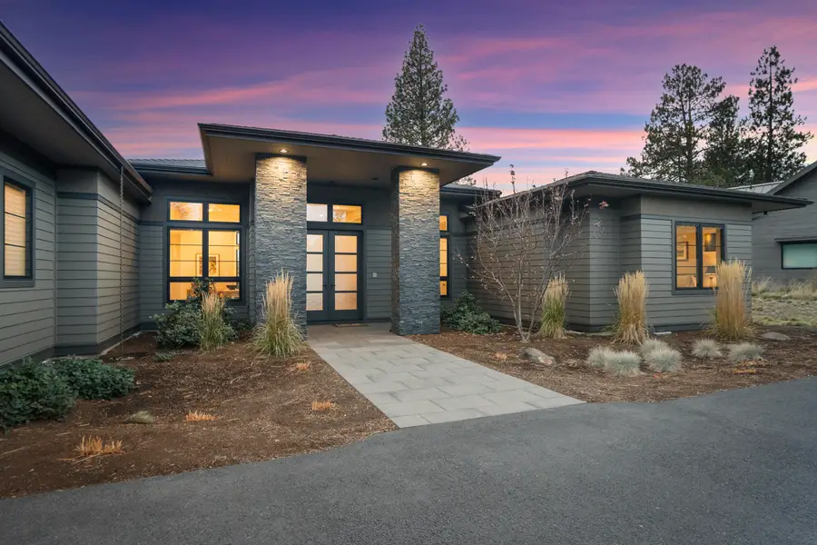61547 Hosmer Lake Drive, Bend, OR 97702 - #3