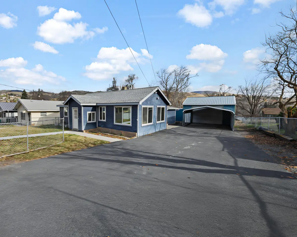 1821 Lancaster Avenue, Klamath Falls, OR 97601 - #1
