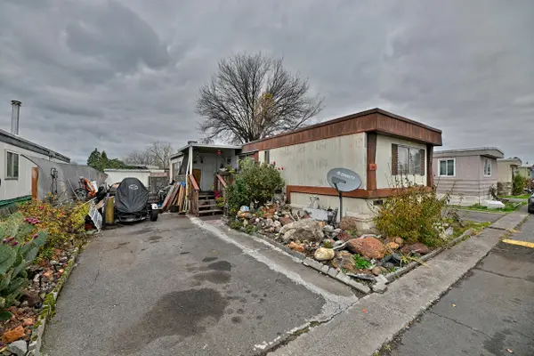 2622 Falcon Street #40, White City, OR 97503