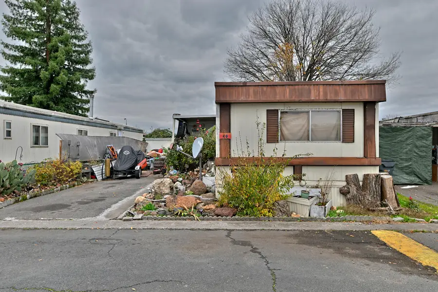 2622 Falcon Street #40, White City, OR 97503 - #3