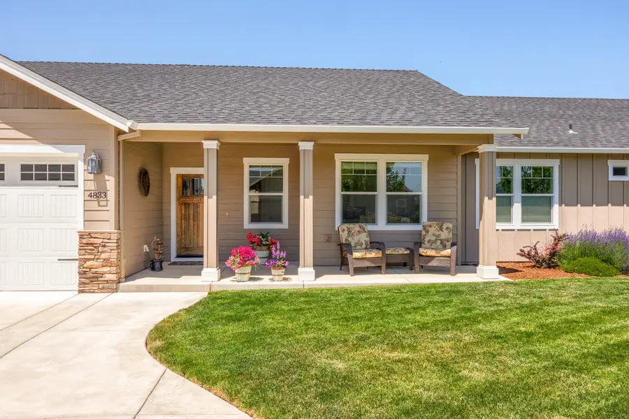 4833 Hathaway Drive, Medford, OR 97504 - #3