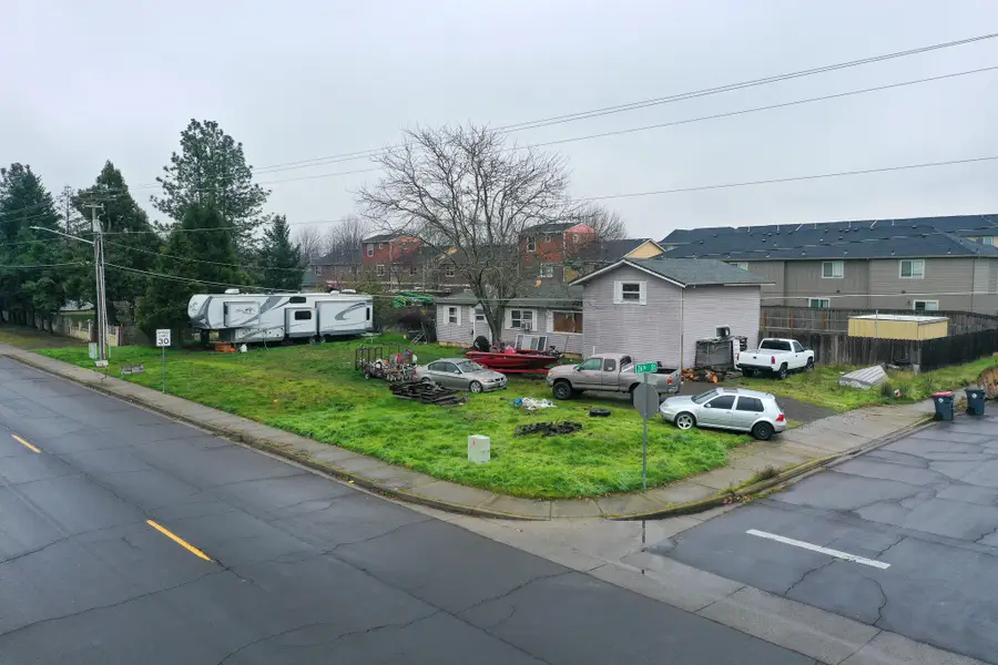 3400 Avenue C, White City, OR 97503 - #2