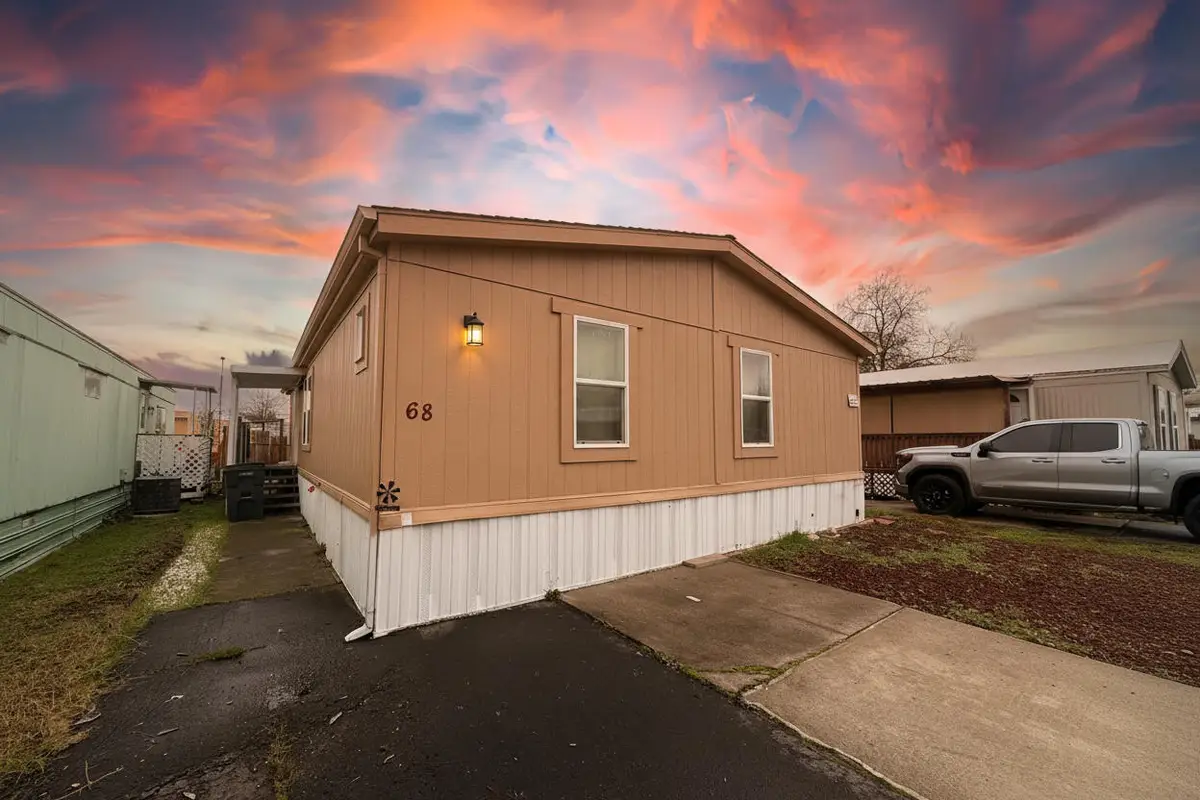 2622 Falcon Street #SPC 68, White City, OR 97503 - #1