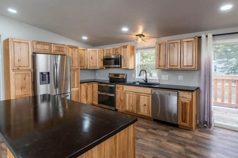 51488 Hann Road, La Pine, OR 97739 - #3