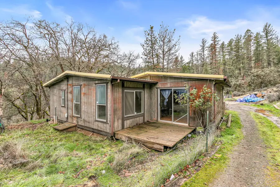 5885 Crowfoot Road, Trail, OR 97541 - #2