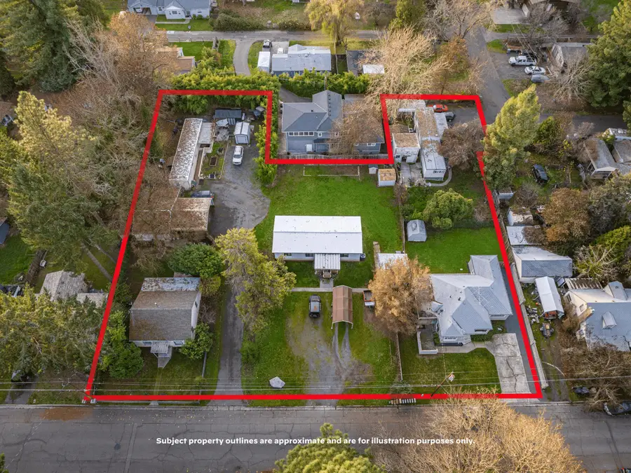 1260 Plummer Avenue, Grants Pass, OR 97527 - #2