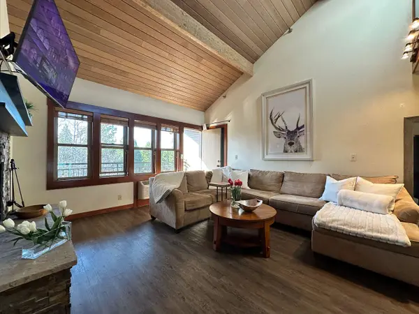 18575 SW Century Drive #2035, 2036, Bldg. 20, Bend, OR 97702