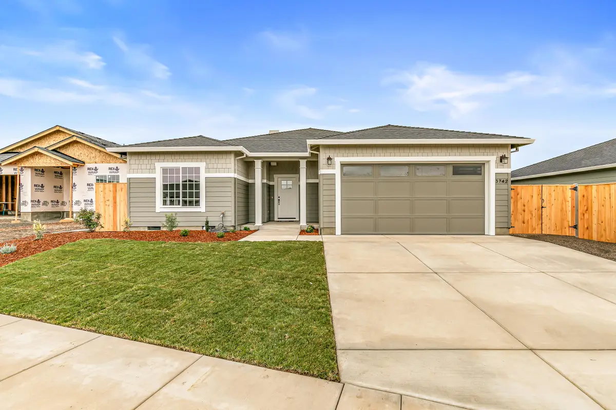 3742 Carlin Drive, Medford, OR 97504 - #1