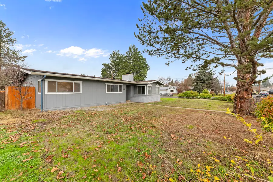 856 Murphy Road, Medford, OR 97504 - #2