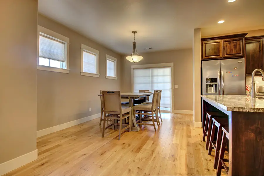 3835 Creek Mont Drive, Medford, OR 97504 - #3