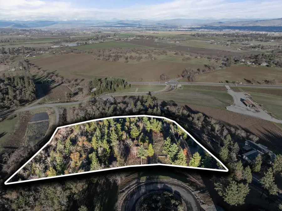 70 Vineyard View Circle, Medford, OR 97501 - #2