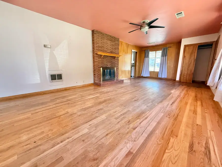 1407 California Avenue, Klamath Falls, OR 97601 - #3