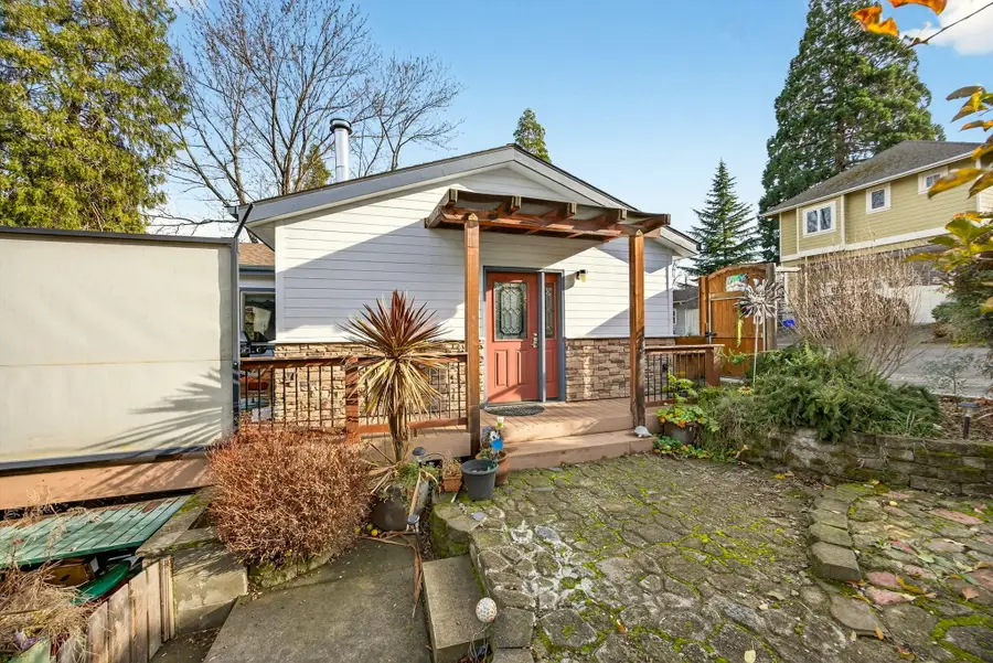 270 Morton Street, Ashland, OR 97520 - #3