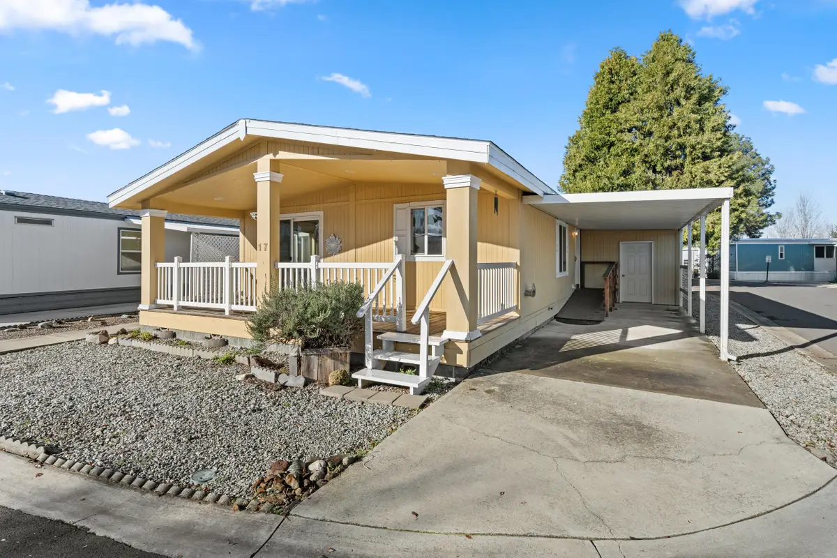 3431 S Pacific Highway #SPC 17, Medford, OR 97501 - #1