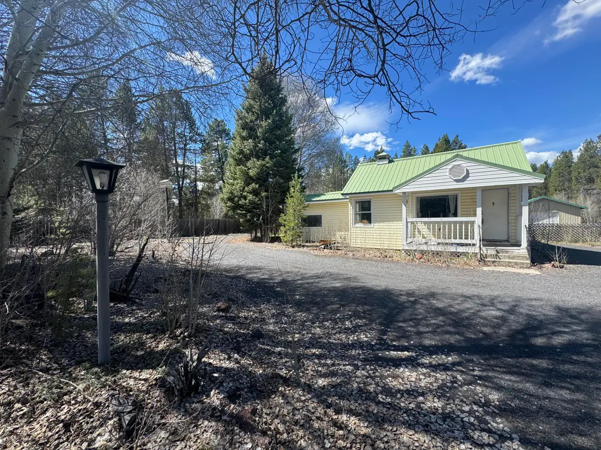 135744 Highway 97, Crescent, OR 97733 - #1