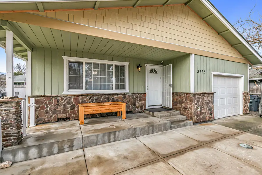 3712 Colver Road, Phoenix, OR 97535 - #2