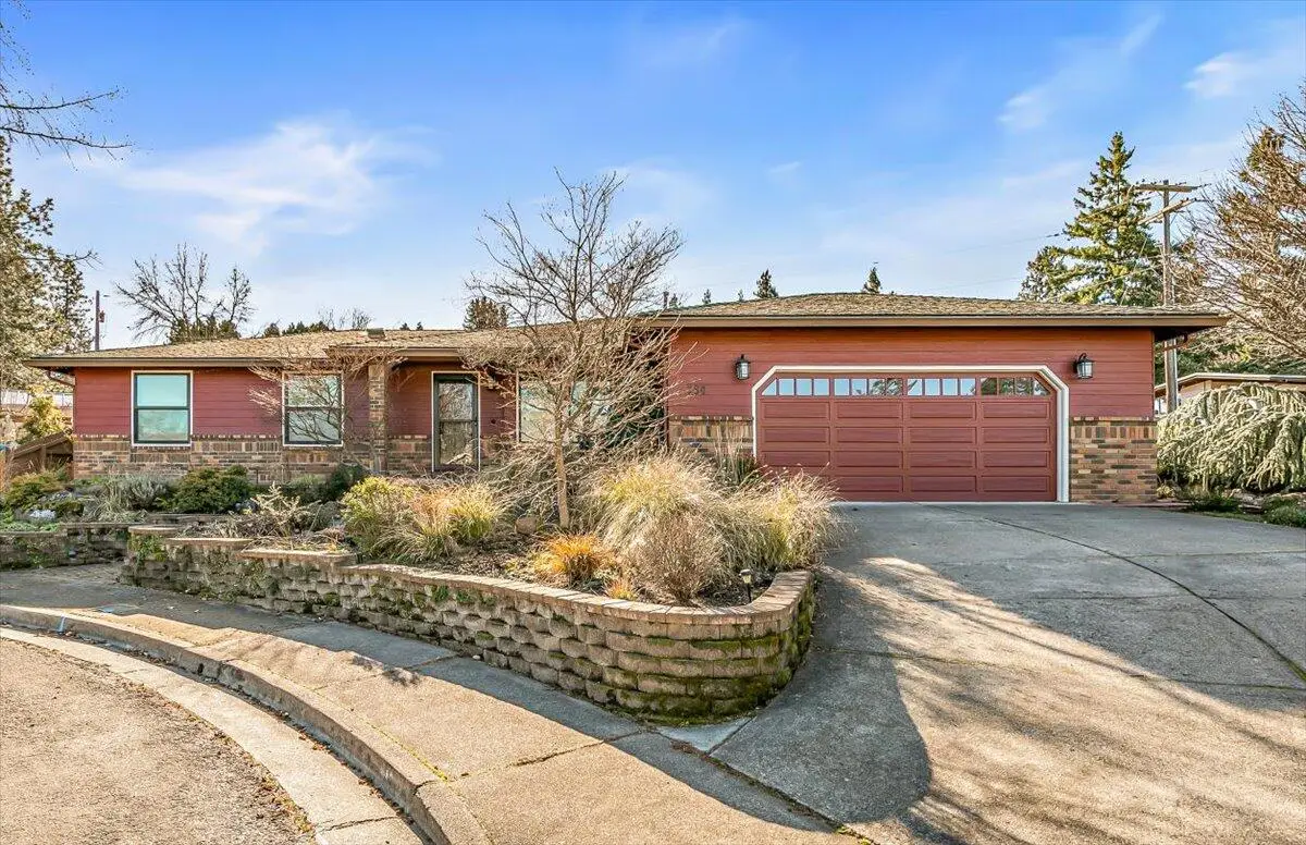 780 Oakway Circle, Ashland, OR 97520 - #1