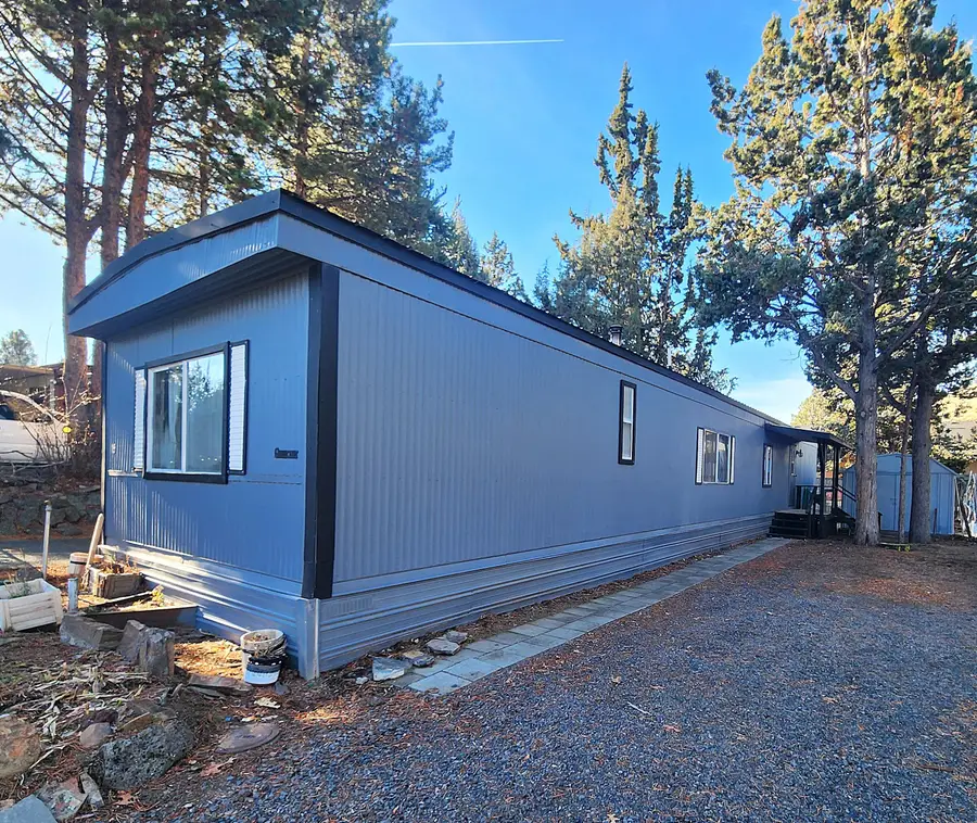 2200 NE Hwy 20 #15, Bend, OR 97701 - #2