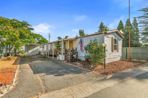 2385 Table Rock Road #SPC 2, Medford, OR 97501