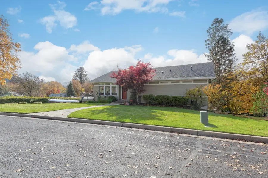 101 Cedar Ridge Terrace, Rogue River, OR 97537 - #2
