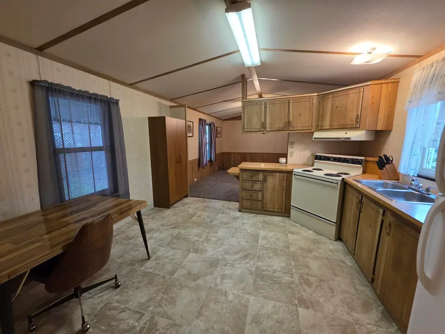301 Freeman Road #UNIT 30, Central Point, OR 97502 - #3