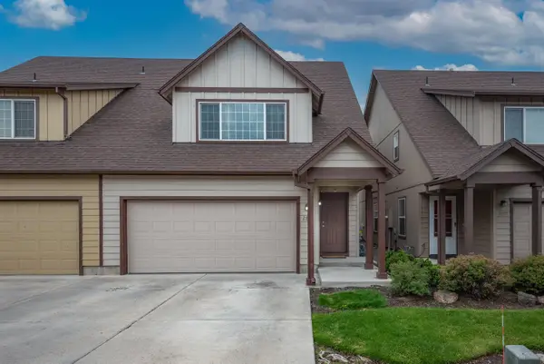 2881 SW Indian Circle, Redmond, OR 97756