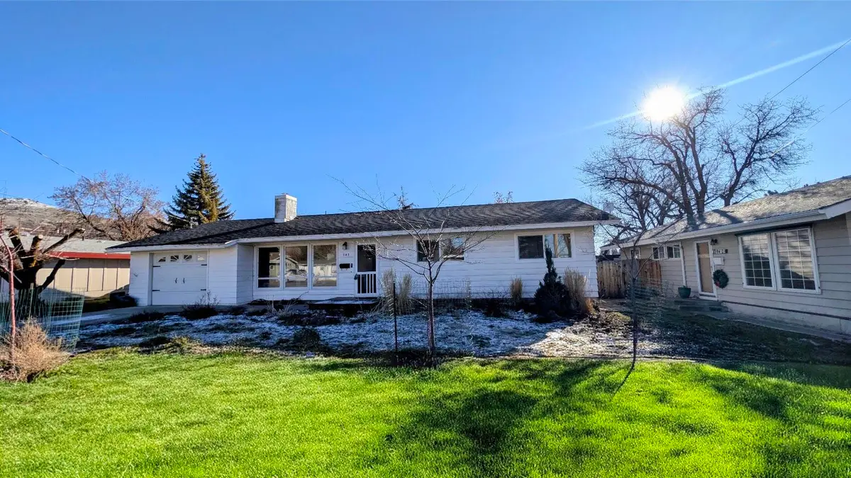943 S 4th Street, Lakeview, OR 97630 - #1