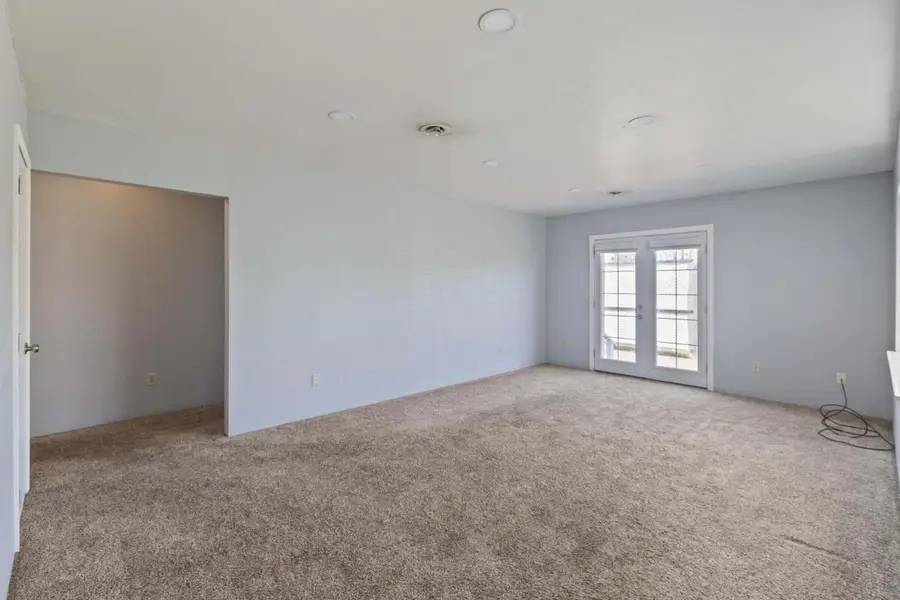 2368 Redwood Avenue, Grants Pass, OR 97527 - #3