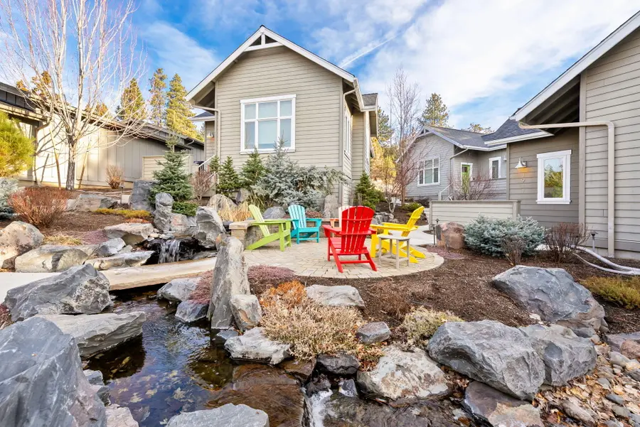 1913 NW Monterey Mews # 8, Bend, OR 97703 - #3