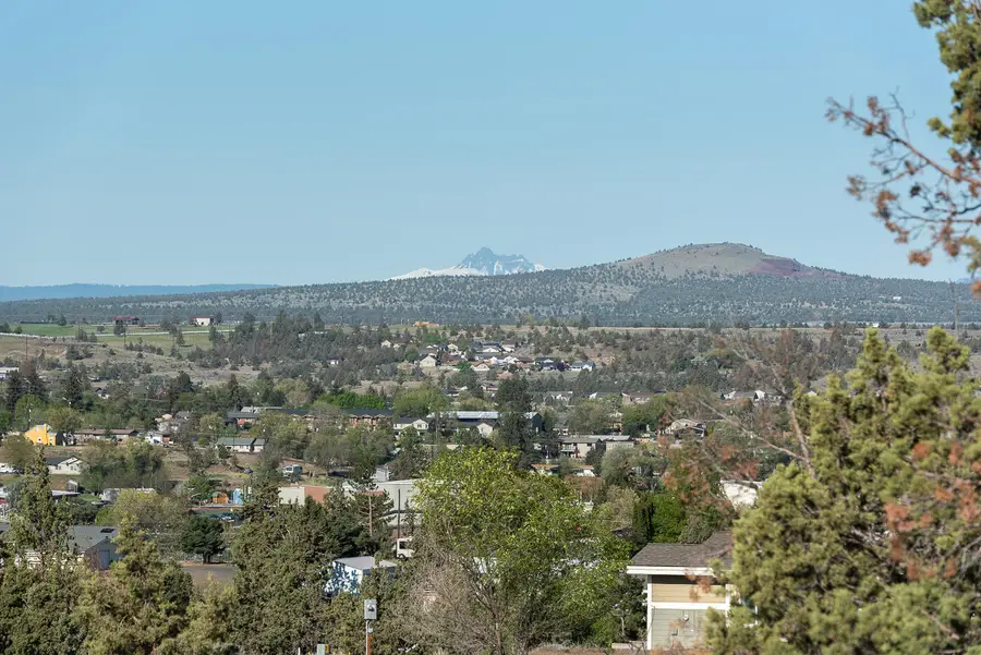 SE Larkspur Drive #41, Madras, OR 97741 - #3