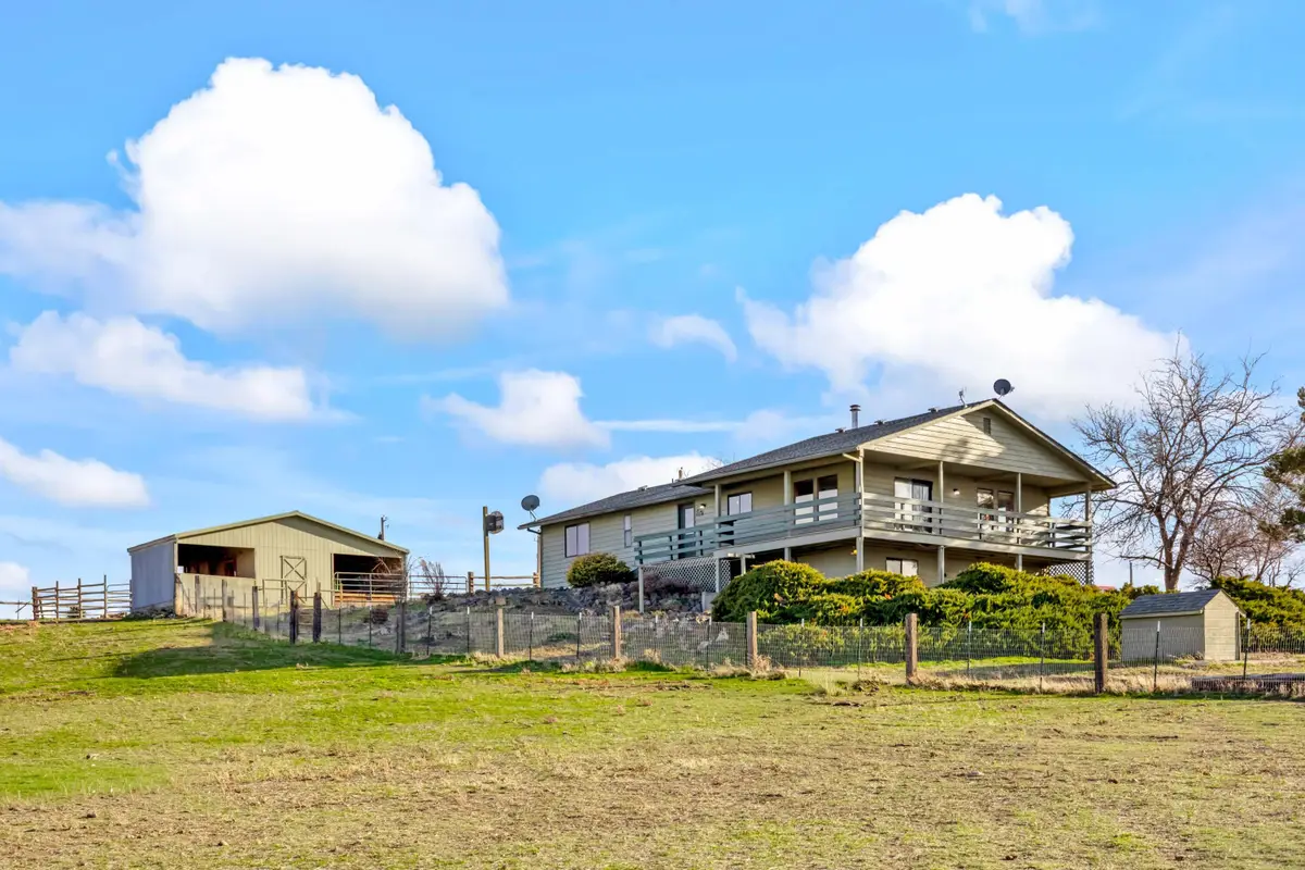 896 SE Dover Lane, Madras, OR 97741 - #1