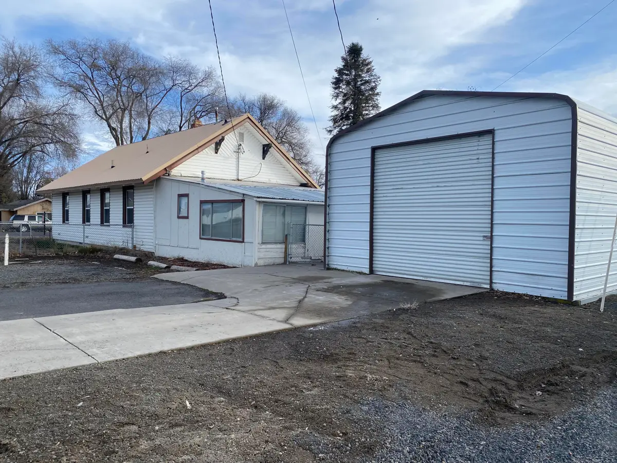 332 N Madison Street, Merrill, OR 97633 - #1
