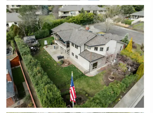 2798 Yvonne Road, Medford, OR 97504