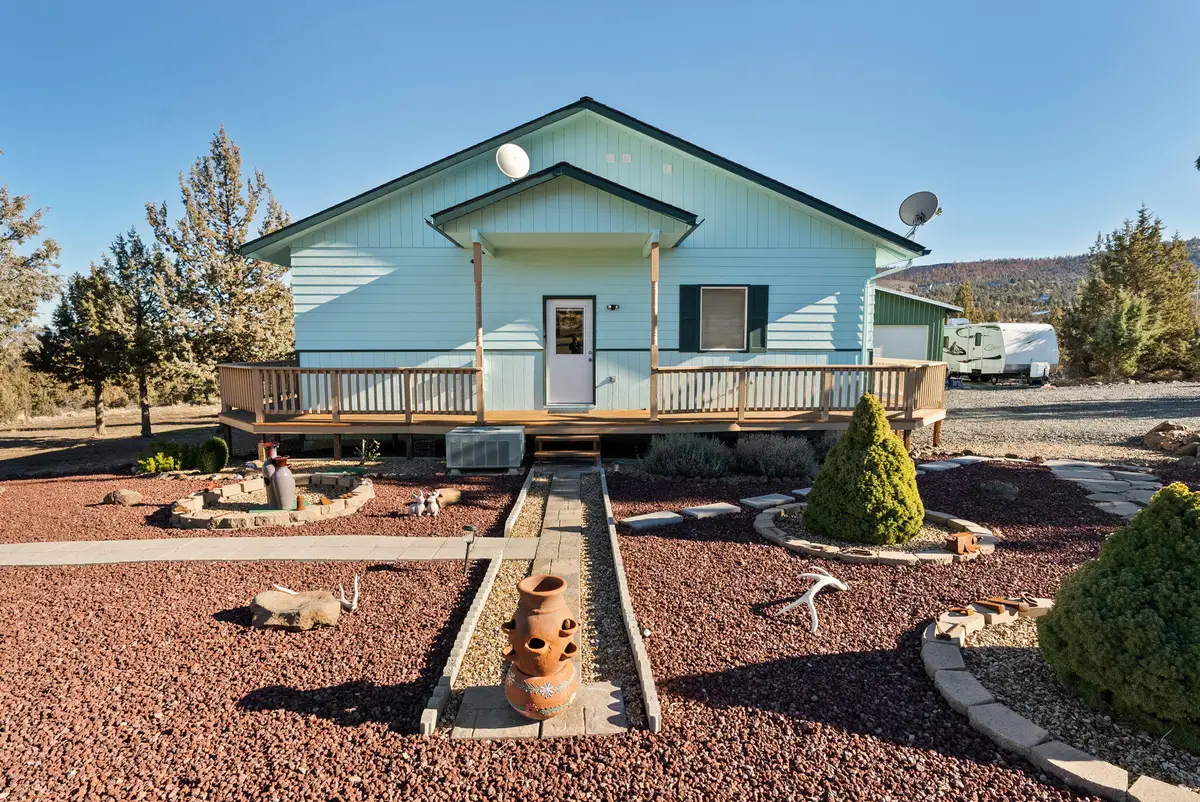 7002 SE Davis Loop, Prineville, OR 97754 - #1