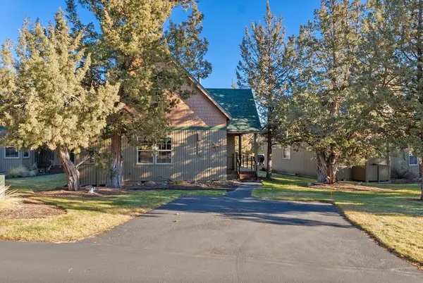 1640 Cinnamon Teal Drive, Redmond, OR 97756