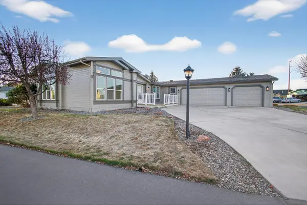 1865 NE 6th Street, Redmond, OR 97756