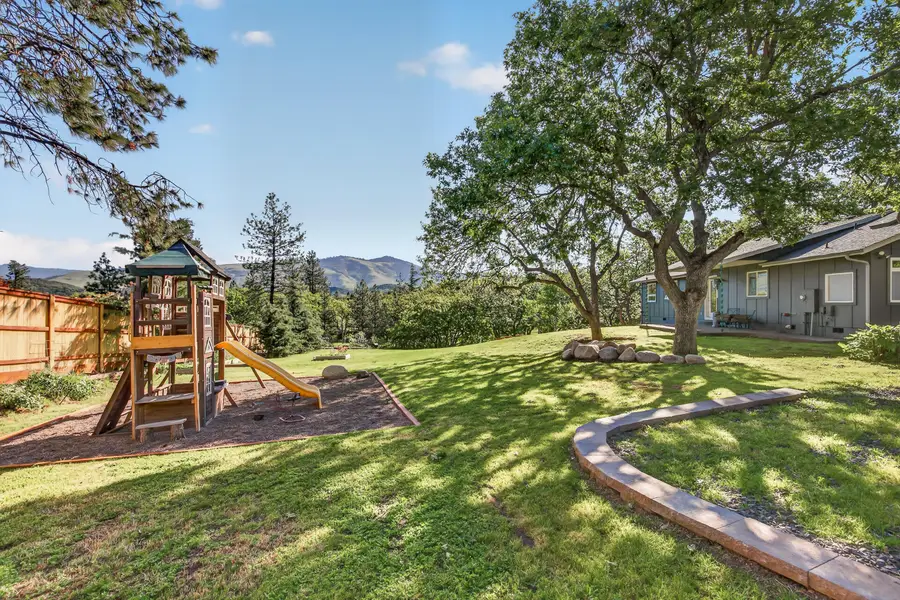 10 Velna Way, Ashland, OR 97520 - #3