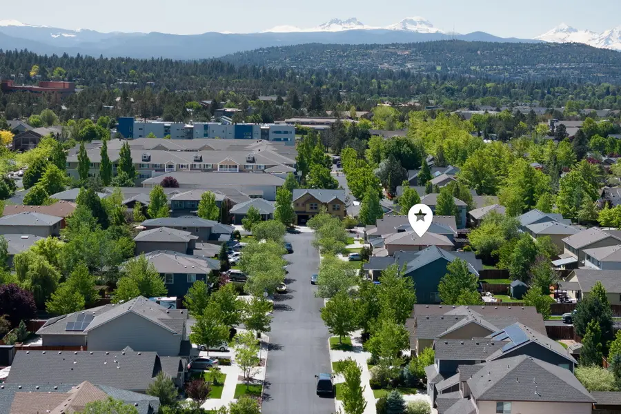 2934 NE Dogwood Drive, Bend, OR 97701 - #2
