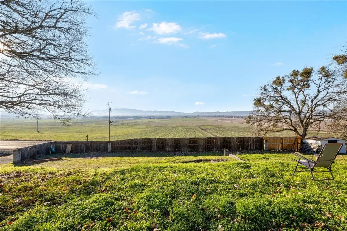 5942 Foothill Road, Central Point, OR 97502 - #1