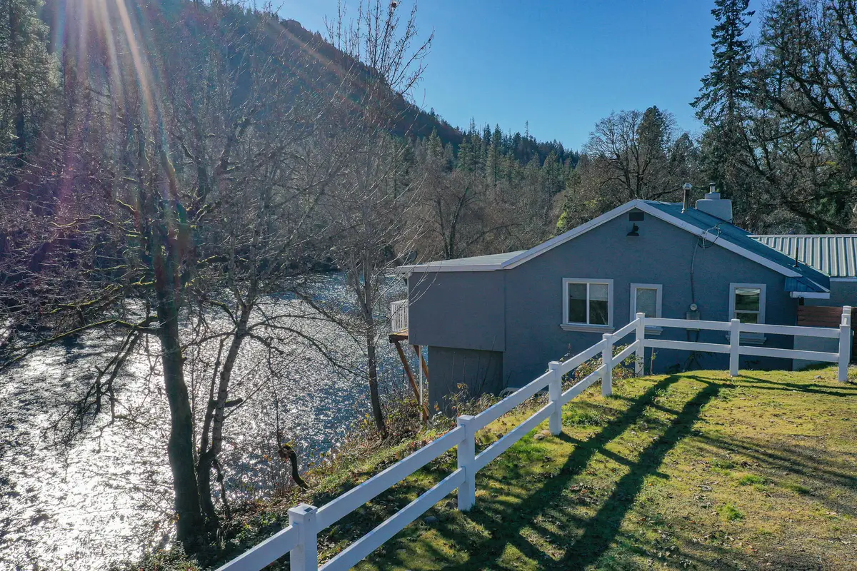 26960 Highway 62, Trail, OR 97541 - #1