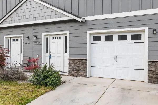 7829 Jacqueline Way, White City, OR 97503