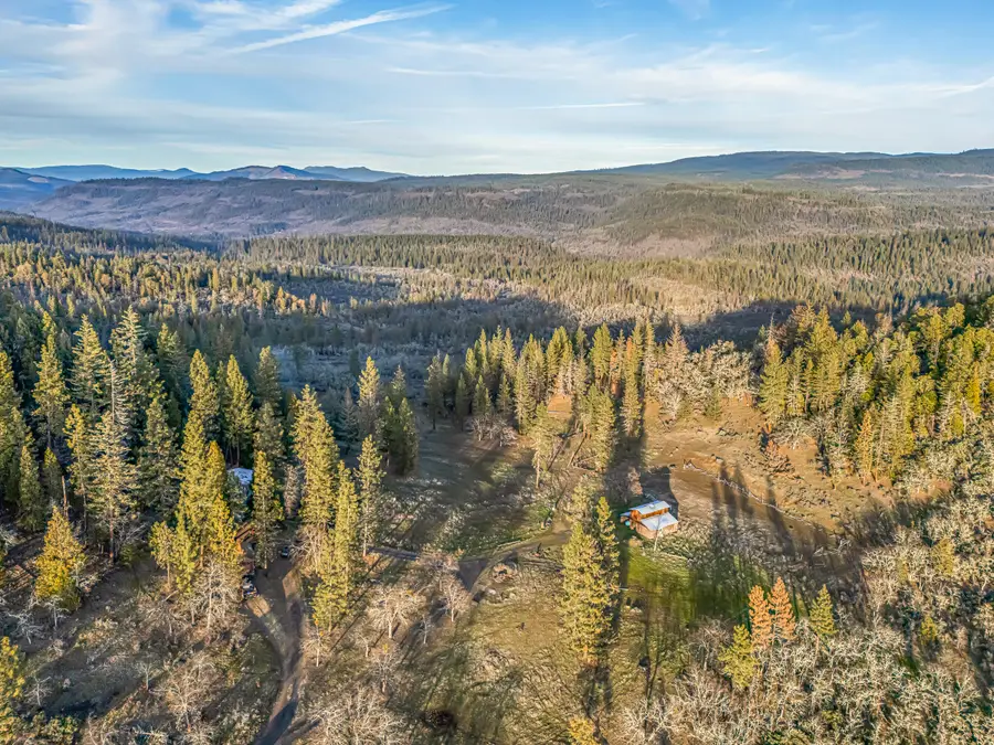 1140 Crowfoot Road, Eagle Point, OR 97524 - #3